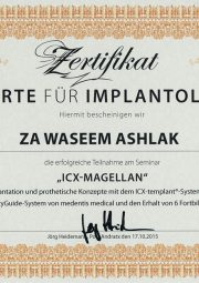Zertifikat "Experte für Implantologie" - 10/2015 Zertifikat "Experte für Implantologie" - 10/2015