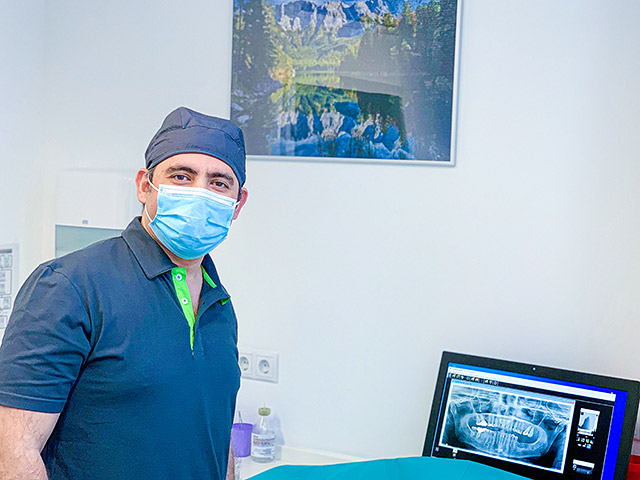 Dr. (SYR) Waseem Ashlak - Zahnarzt / Oralchirurgie